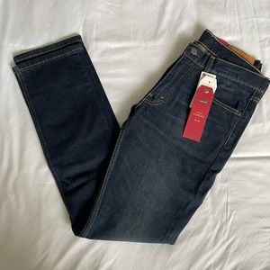 Brand New Levi 2-way Stretch Comfort Slim Fot Jeans - Dark Denim